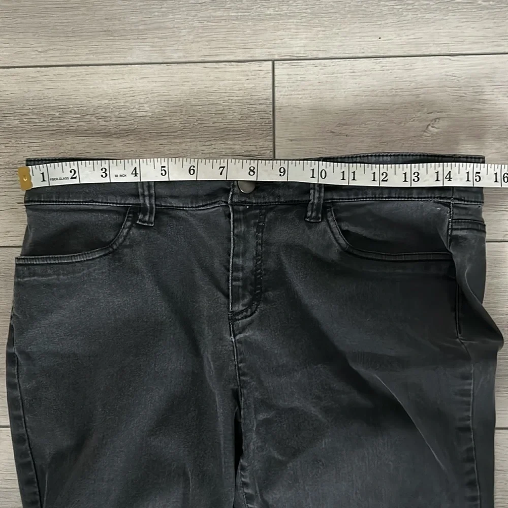 Eileen Fisher size 8 black skinny jeans organic cotton